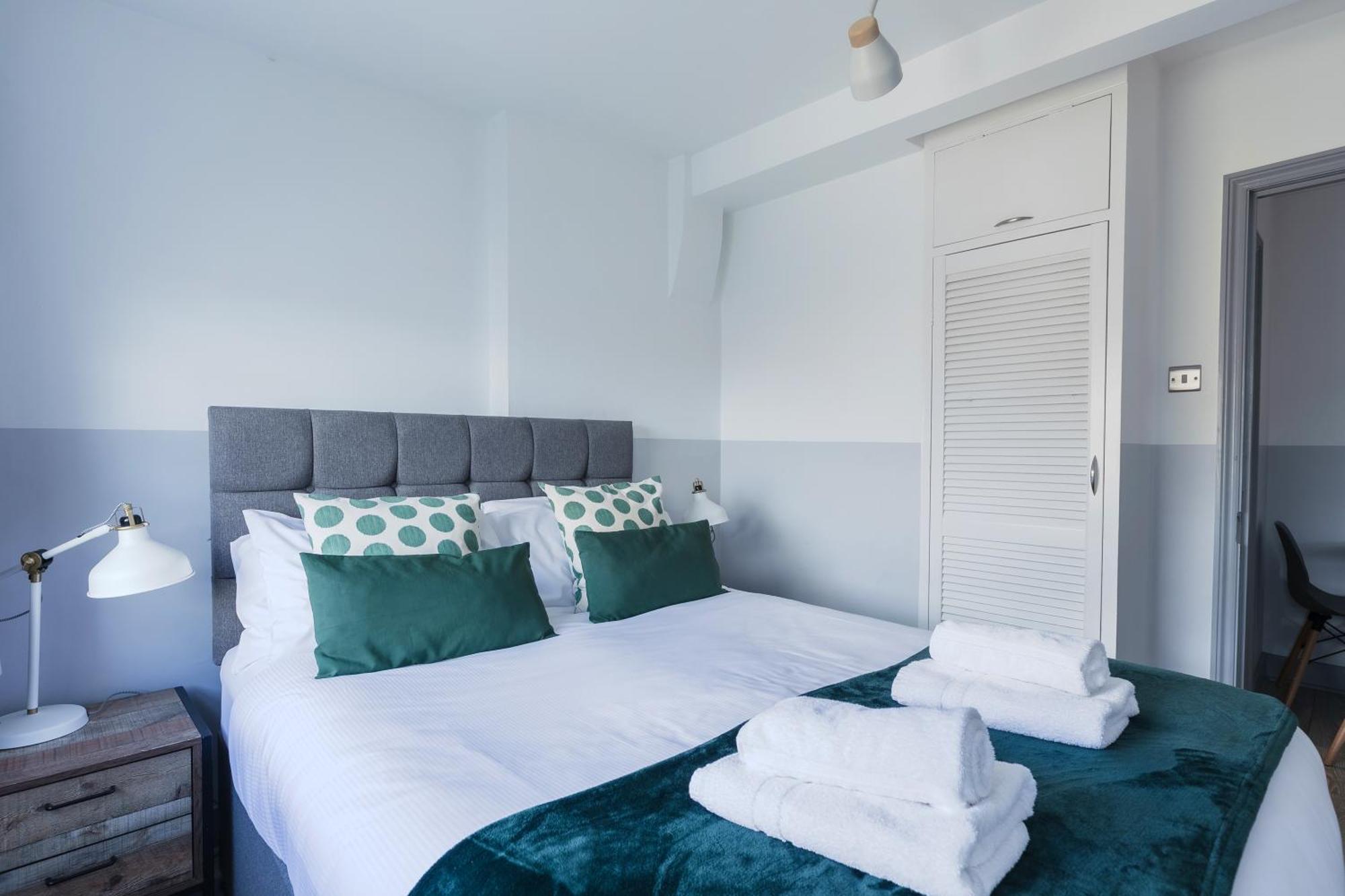 Modern Kensington Apartments London Ngoại thất bức ảnh